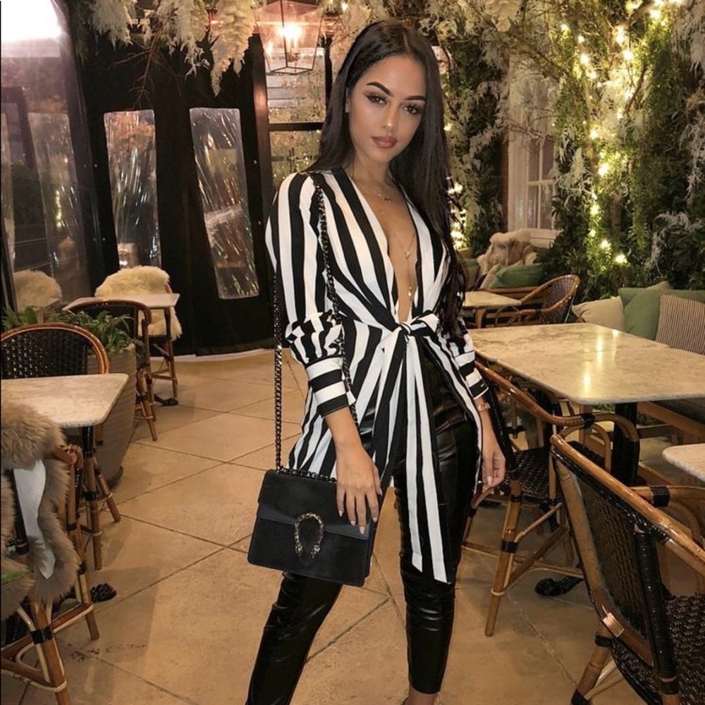 PrettyLittleThing Monochrome Front Tie Long Blouse